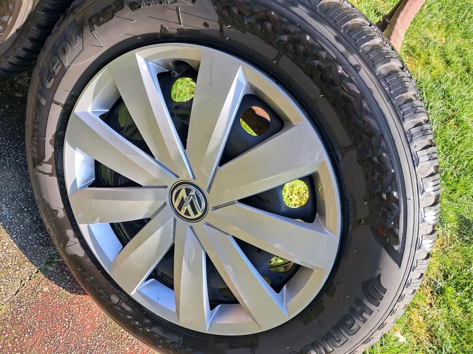 Anvelope de iarnă 215/60/16