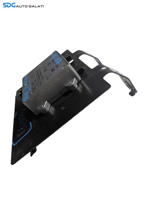 Amplificator Antena Modul Semnal Audi Q7 2007 - 2015 Cod 8J0035456 [P0024]