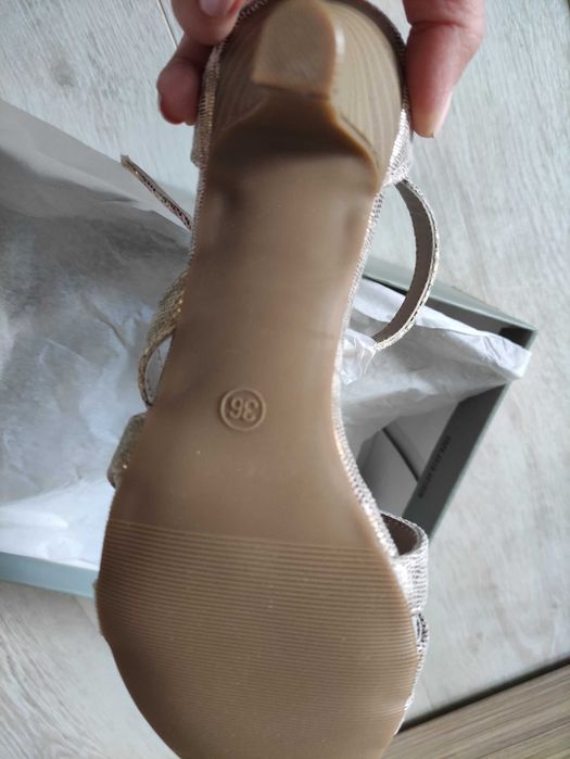 Стилни обувки Jane Klein