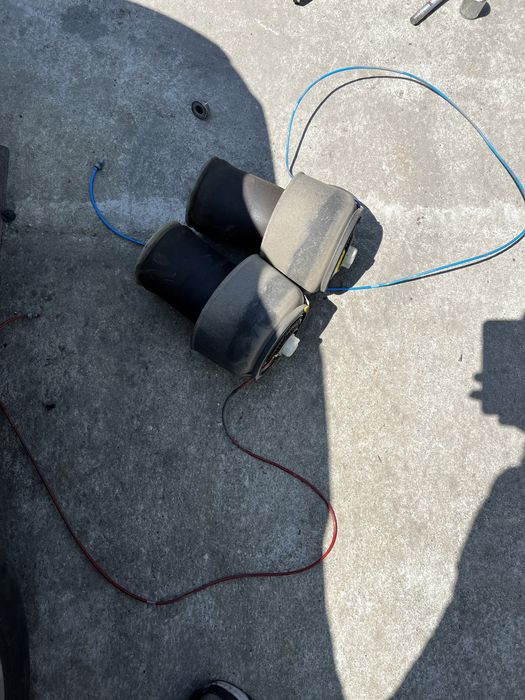 Perna aer spate bmw f11