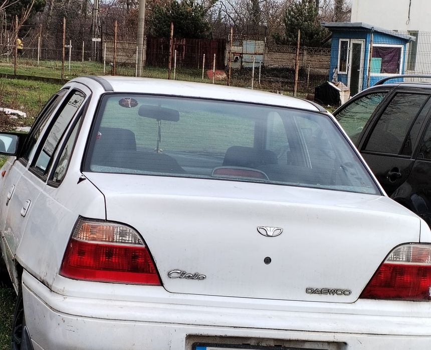 Vând Daewoo Cielo
