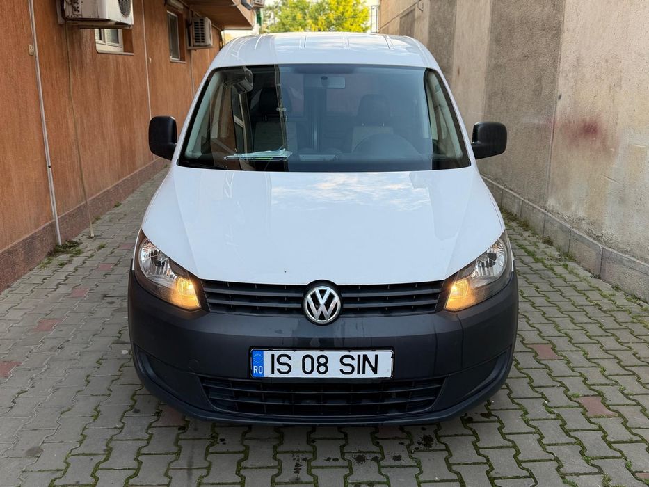 VOLKSWAGEN Caddy 2011