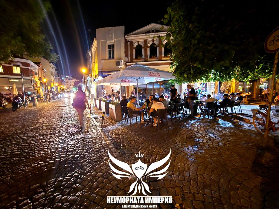 Продава се Заведение в Пловдив, Център - 45 кв.м за 306 €/кв.м - Снимка #2