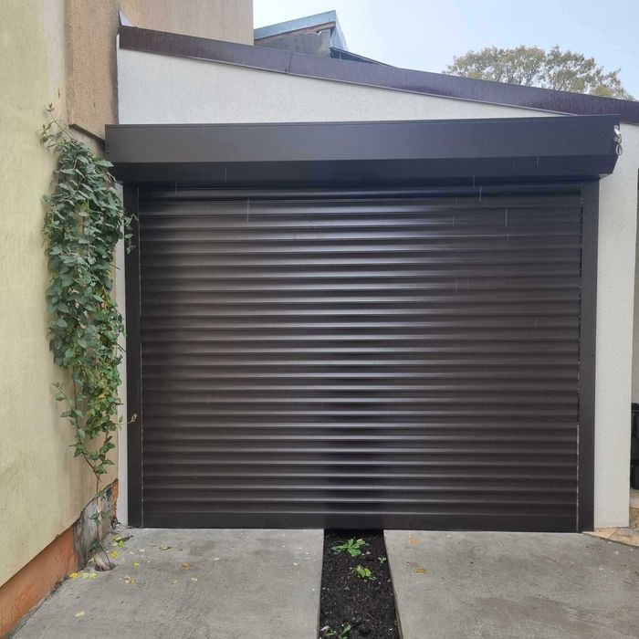 Usi de garaj rulou lamela 55 si 77