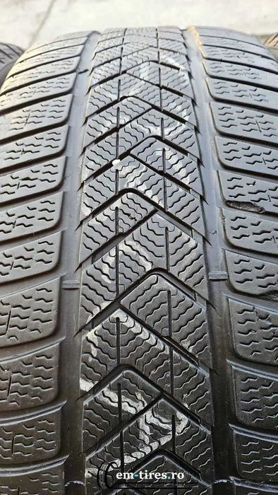 SET 4 Anvelope Iarna 275/45 R20 PIRELLI Scorpion Winter 110V - Runflat