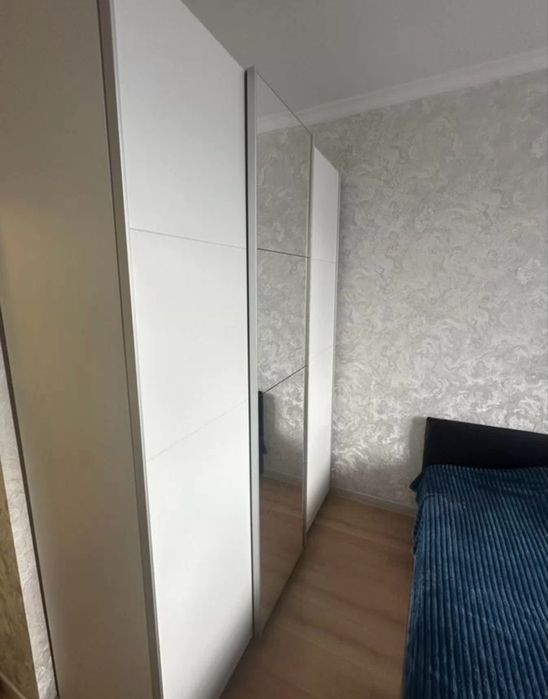 Шкаф купе белый продам