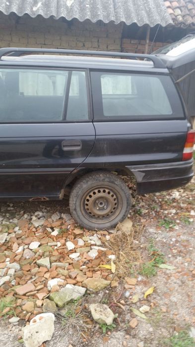 Опел Астра комби на части