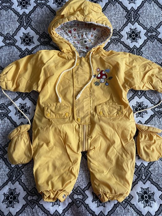 Продам вещи обувь детскую