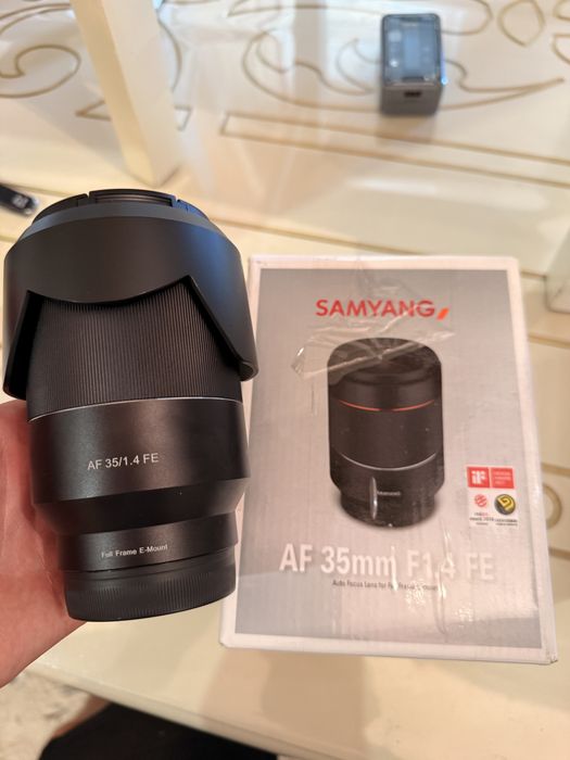 Samyang 35mm F1.4 sony новый