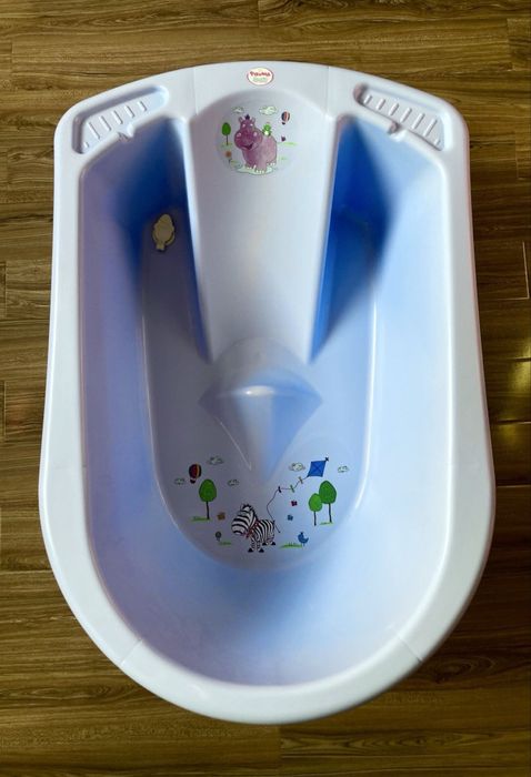 Продаю ванночку.