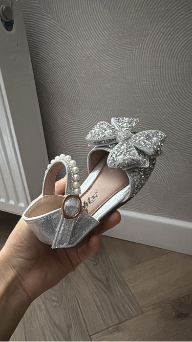 Туфли нарядные 21 р