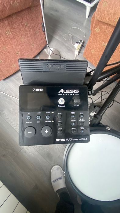 Барабани Alesis Nitro Max