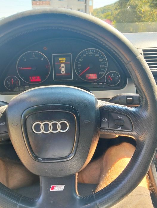 Audi A4 avant  b7