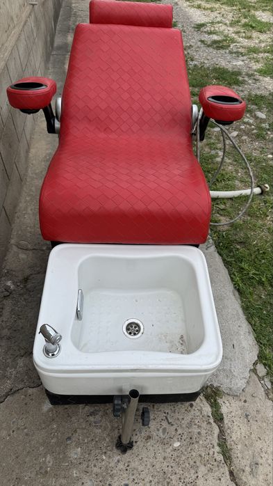 Педикюрный кресло