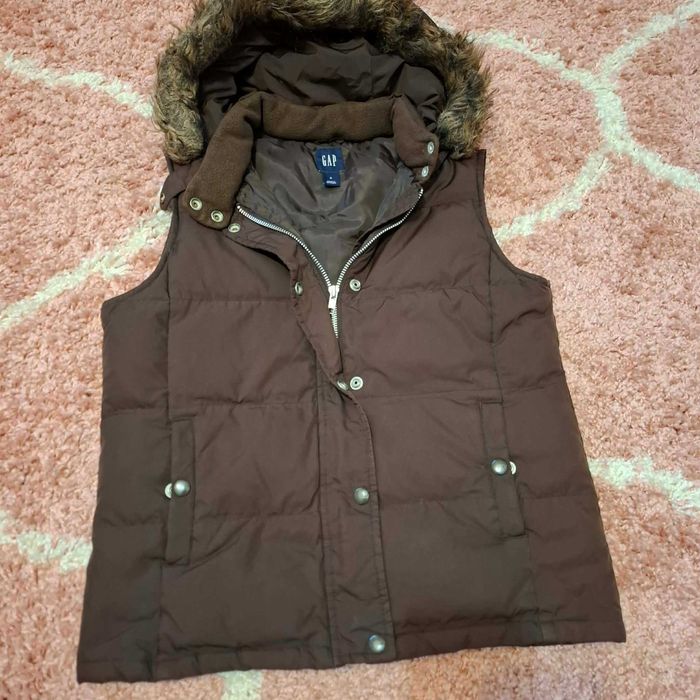 GAP Дамки Елек с качулка