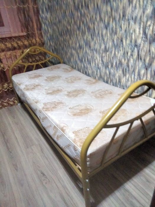 Продам кованную кровать.