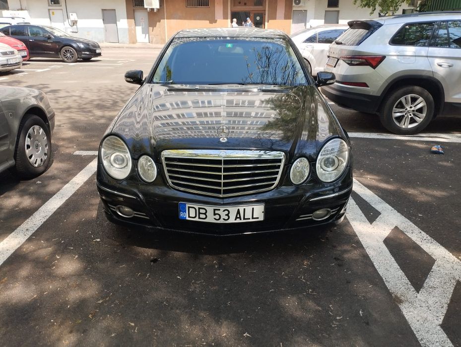 Urgent Vând Mercedes E-clase