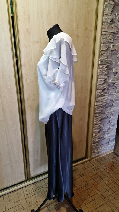 Продам новую блузку-топ