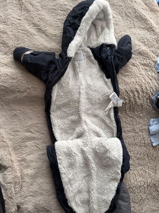 Бебешко космонавтче