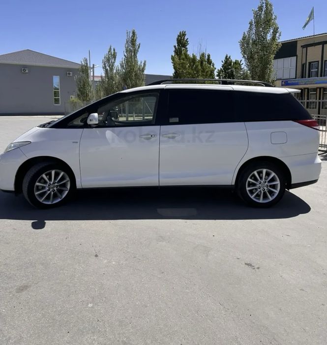 Тойота превия 2018