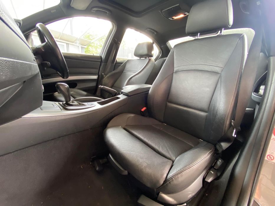 Dezmembrez BMW 320d LCI 2010 N47 2.0d 184cp,Recaro,Trapa,FLA,Led