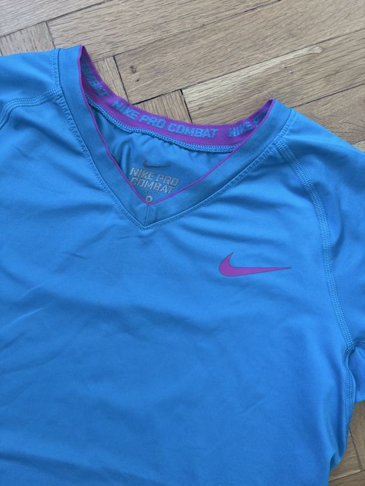 Дамска тениска “Nike Pro Combat”
