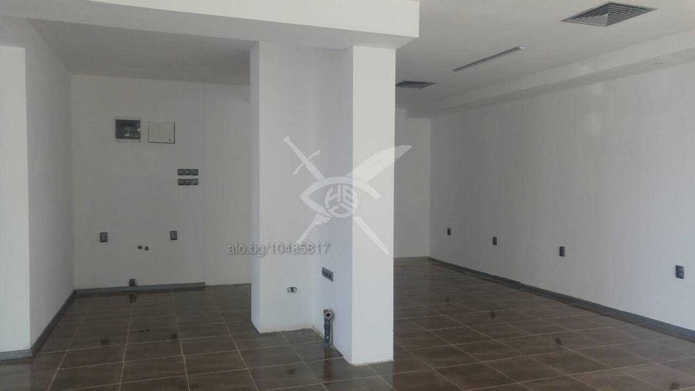 Продава се Офис в Бургас, Славейков - 122 кв.м за 1689 €/кв.м - Снимка #2