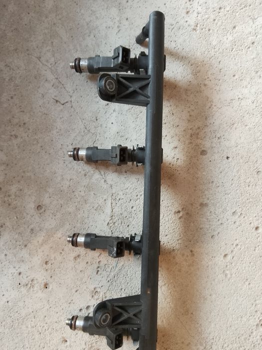 Продам автозапчасти на ларгус