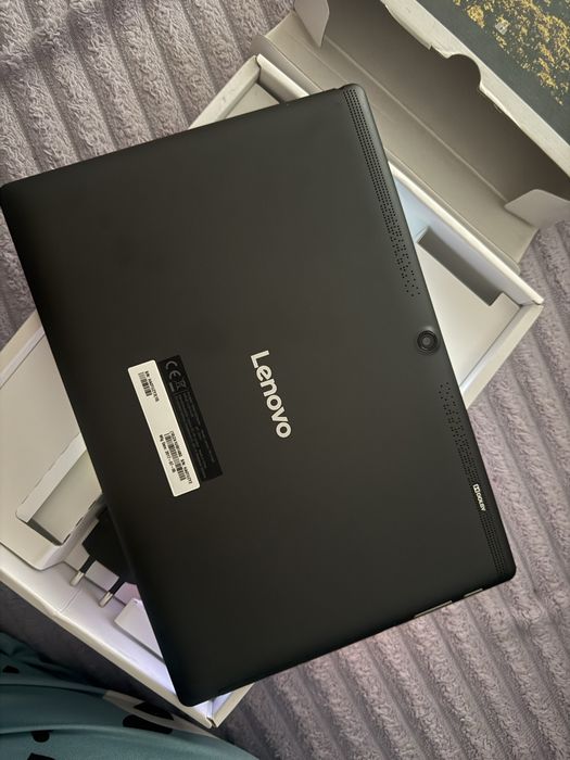 Tableta Lenovo Tab10