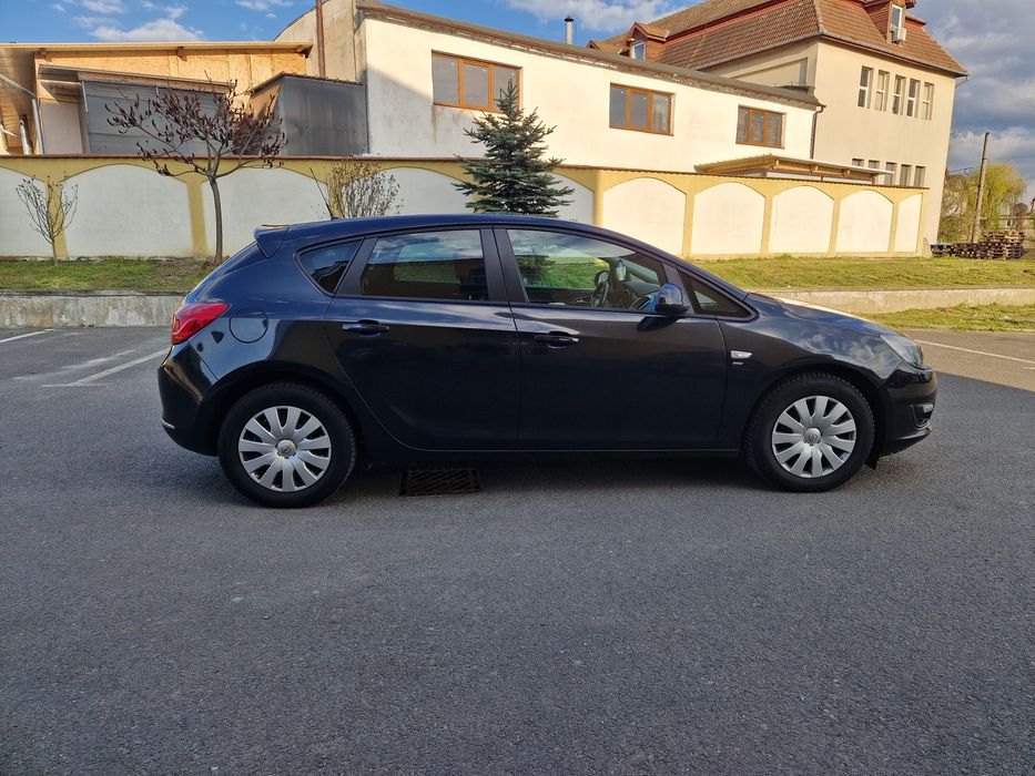 Opel Astra J 2015 schimb + diferenta