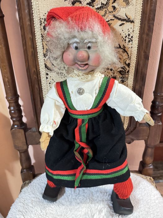 Ретро стари коледа и подобни