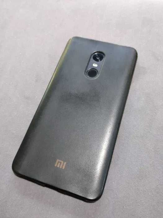 Смартфон Xiaomi Redmi Note 4 телефон + чехол