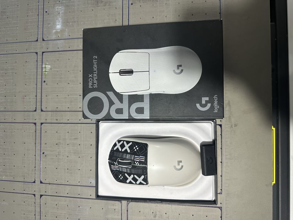 Logitech g pro x superlight 2