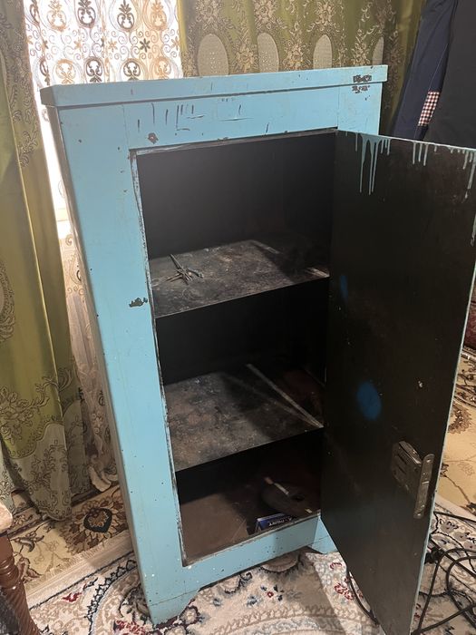 Советски сейф сатылады