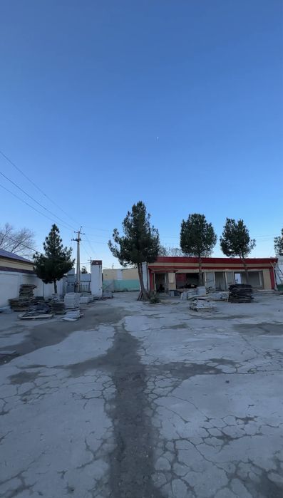 Участок земли для постройки много этажного дома в центре города Навоий