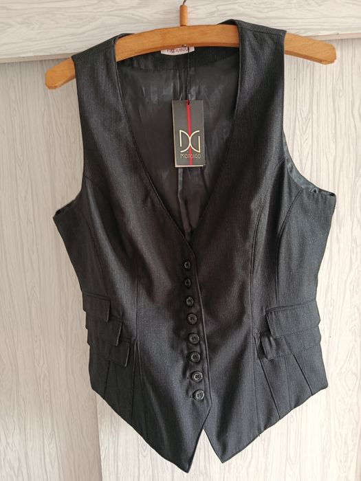 Жилетка женская 44 -46 размер.