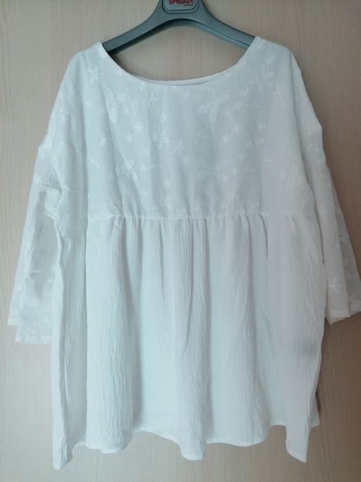 Bluzita albă noua