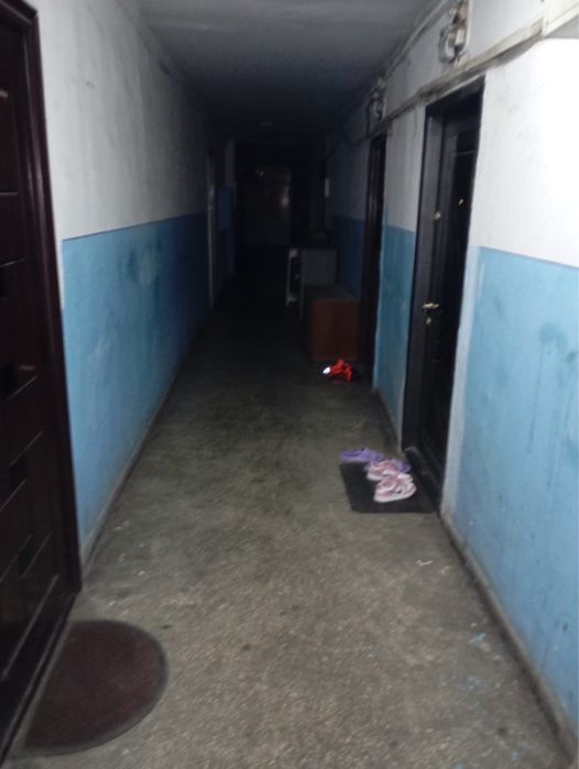 Inchiriez camera de camin