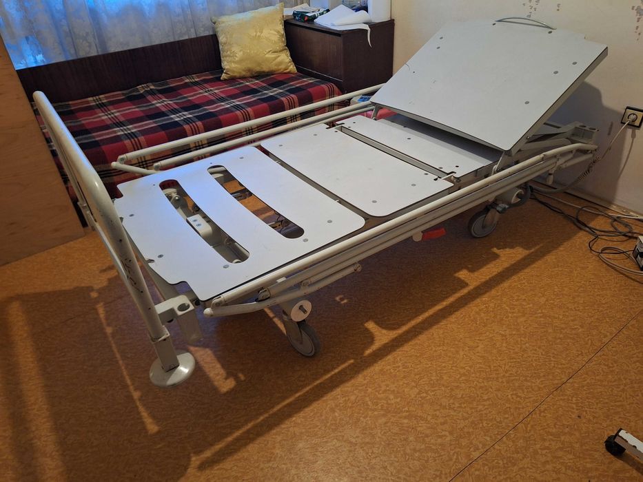 Болнично легло, многофункционално