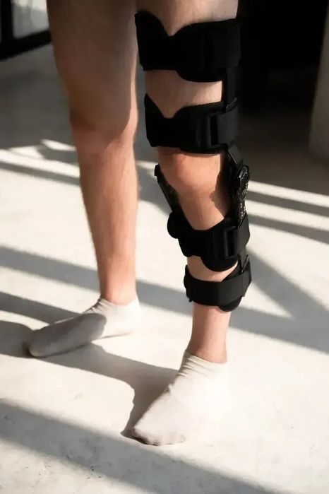 Ортез шарнирный на коленный сустав с регулировкой угла сгибания