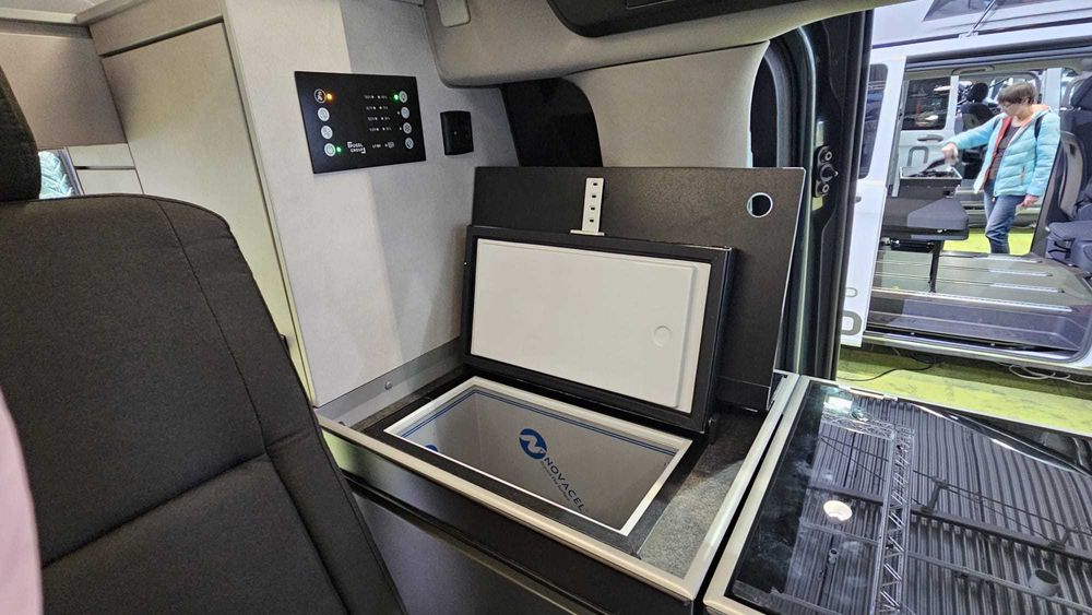 Autorulota Vanline Possl Campster Citroen 180 CP,automat,4 loc,2026