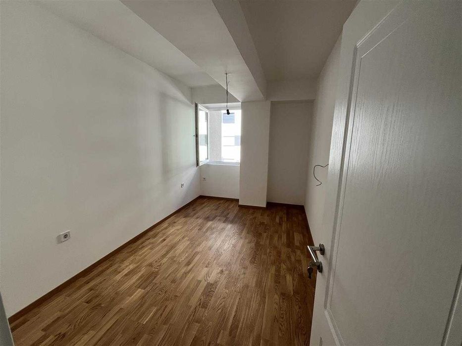 Дава се под наем Тристаен апартамент в Пловдив, Тракия - 83 кв.м за 402.9 € - Снимка #1