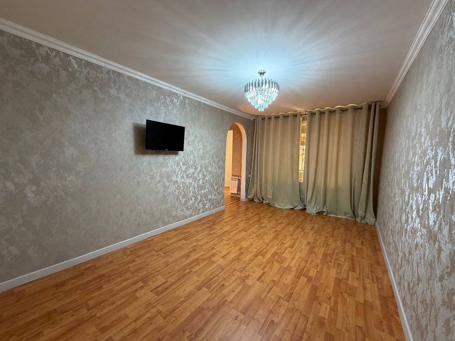 Срочно Продается квартира от Собственника 3х комнатная