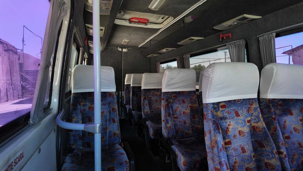 Vand microbuz:  VW LT46 (2004) – Sirocou + AC, ITP/tahograf valabile