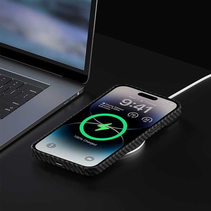 Калъф Genuine Carbon MagSafe Apple iPhone 15/Pro/Max