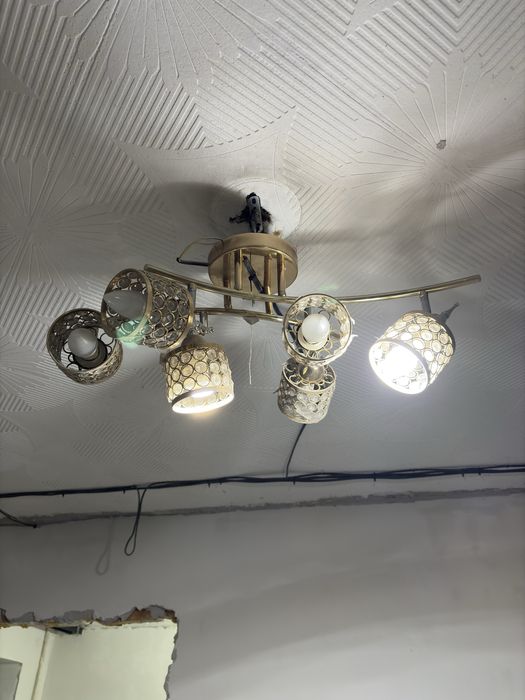 люстры в хорошем состоянии