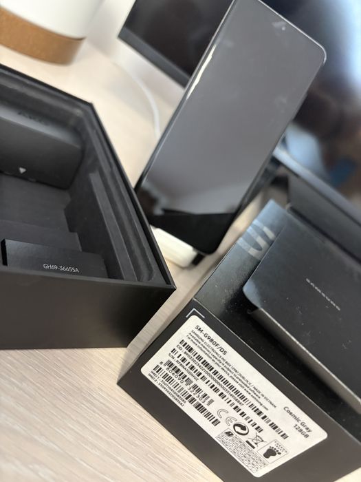Samsung s20 , 128 Gb, cosmic grey