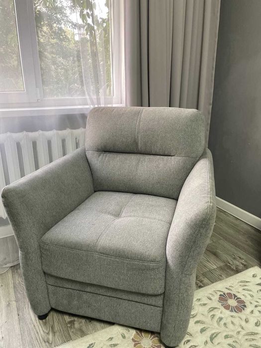 Мягкий уголок диван и кресла