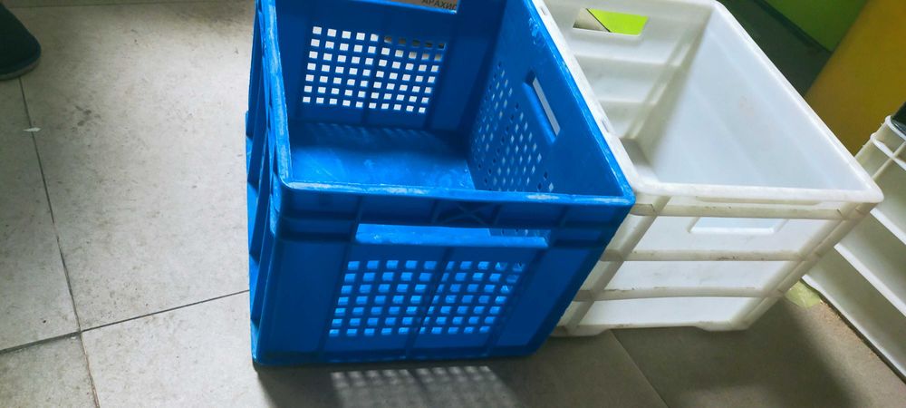 Продам ящики много