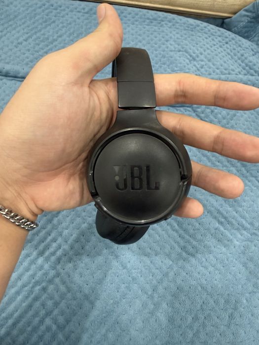 Наушники JBL BT